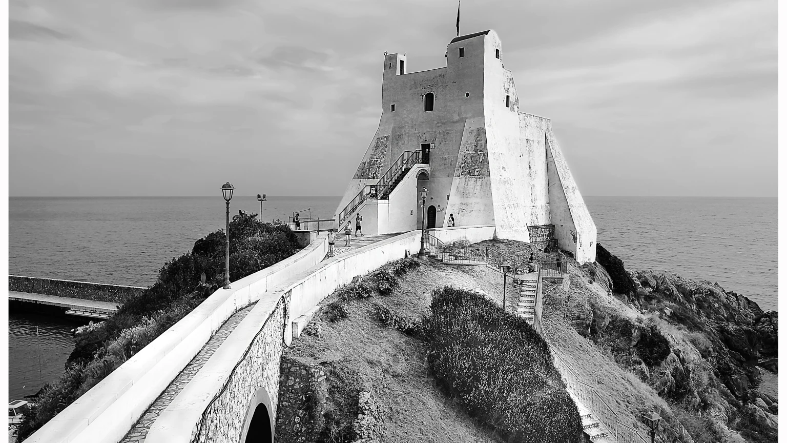 Sperlonga, perché la Torre Truglia si chiama così: dal latino “trullus” alla fortezza sul promontorio